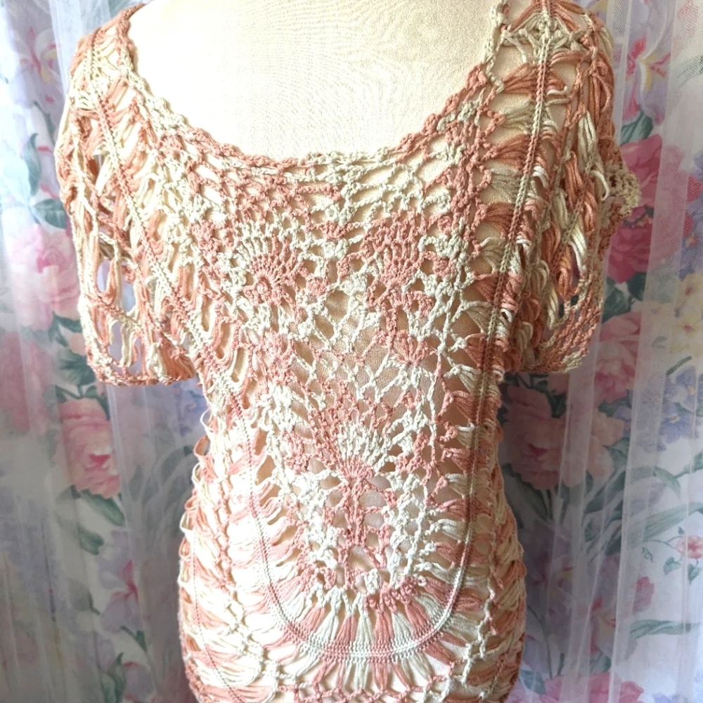 Crocheted top, sizeS - Picture 3 of 3